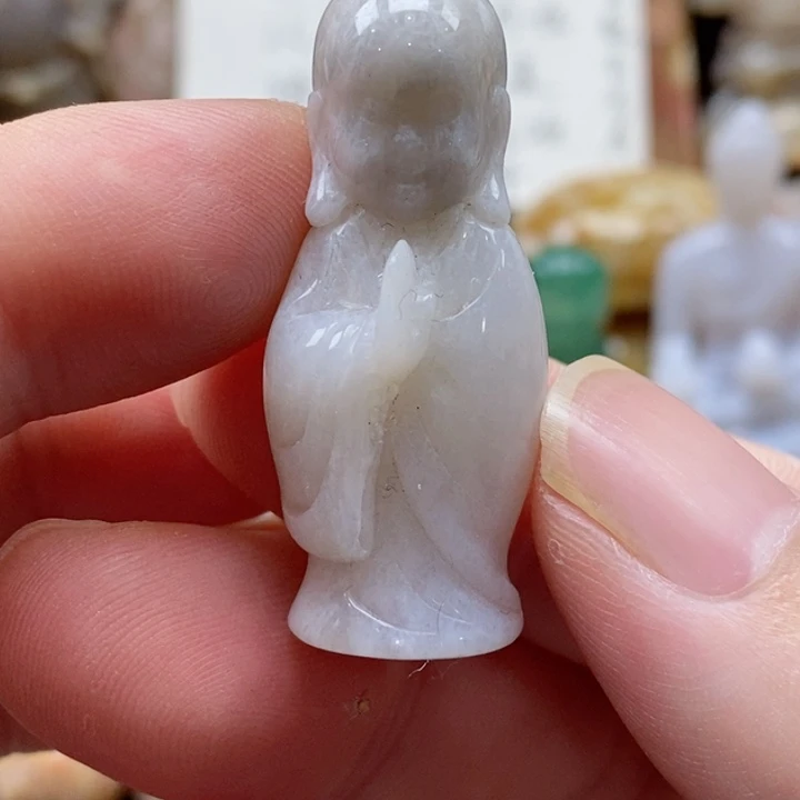 石英质玉未镶嵌颈饰