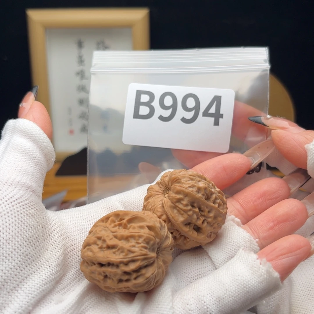 文玩核桃把件30昆仑印b994微虚尖