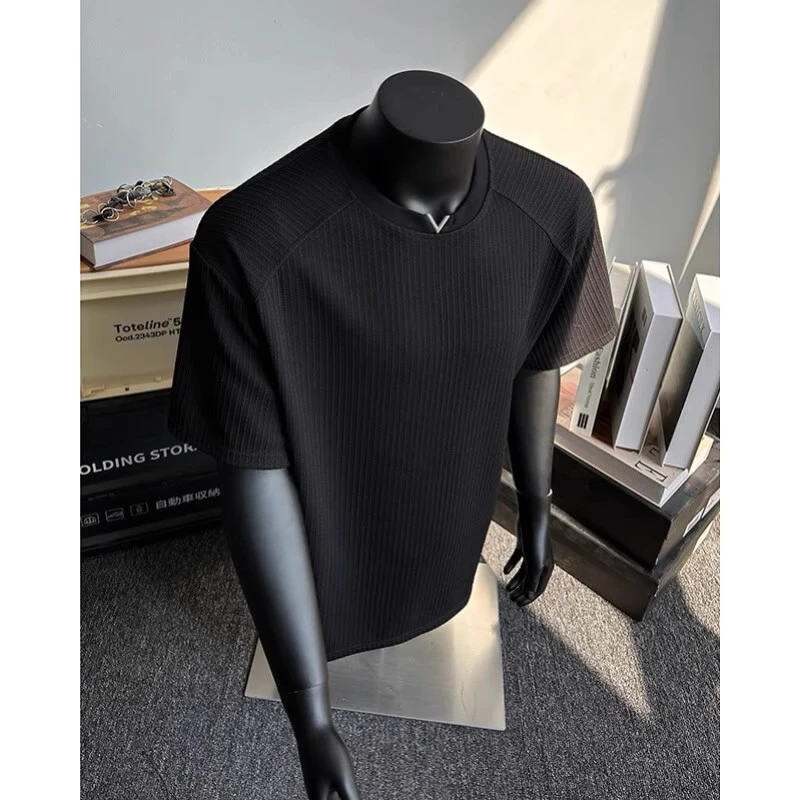 黑色小v领短袖肌理感版型短款t恤男生夏季穿搭内搭打底五分袖