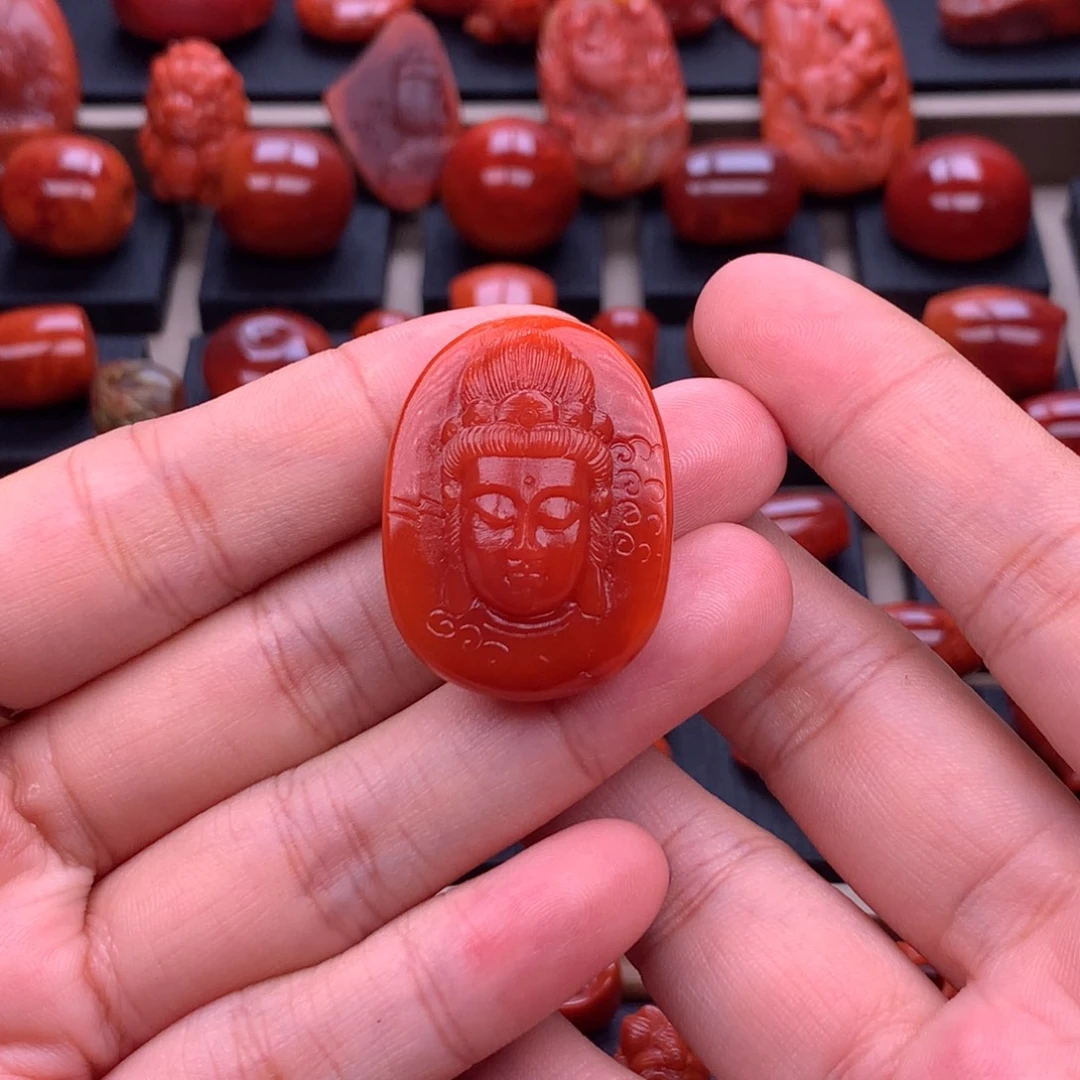 南红玛瑙未镶嵌保山观音头吊坠24.5mm