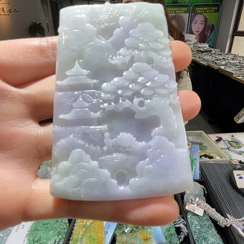 翡翠未镶嵌颈饰翡翠