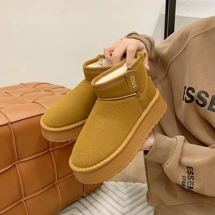 断码亲货 侧拉链保暖运动风短筒冬季雪地靴女鞋秋冬加厚东北棉靴