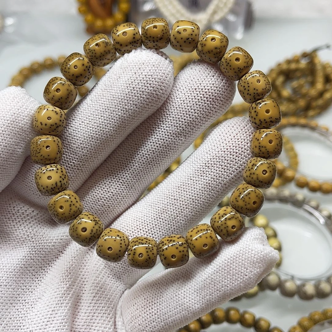 星月菩提手串打底石玉10×9