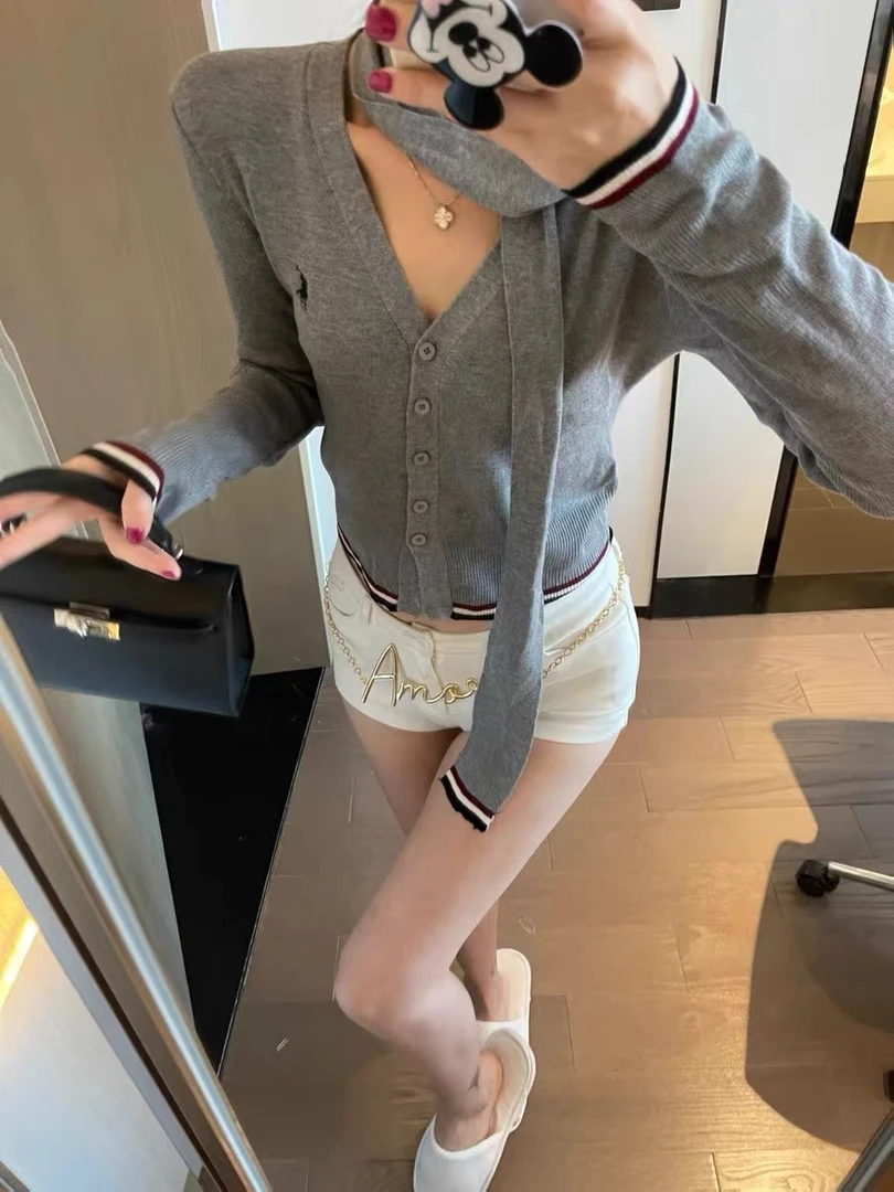 显瘦开衫秋季女V领植绒毛针织衫设计感时尚韩版假两件修身