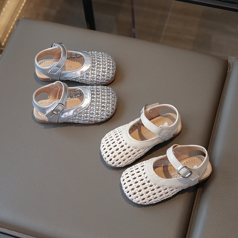 女童凉鞋2025夏季新款儿童公主包头凉鞋宝宝镂空编织沙滩鞋奶奶鞋