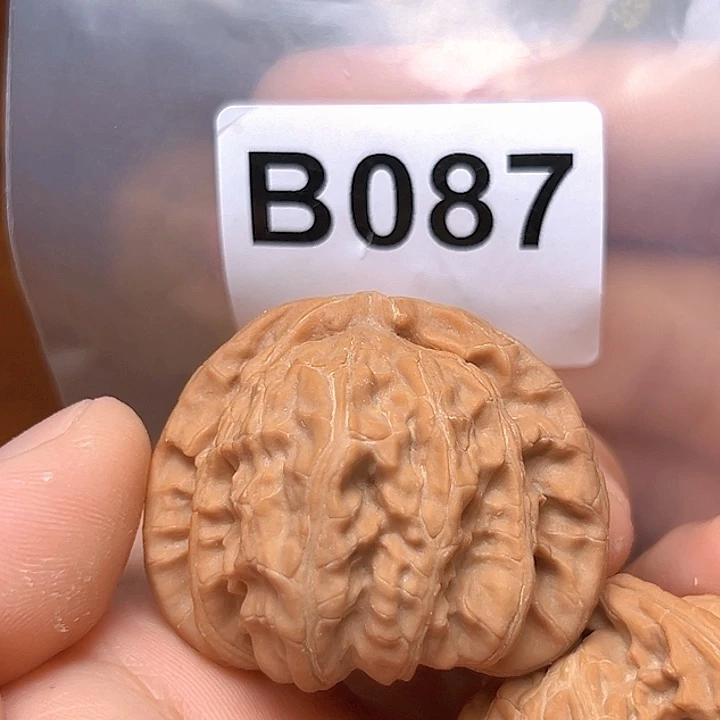 吊坠文玩核桃42白狮子