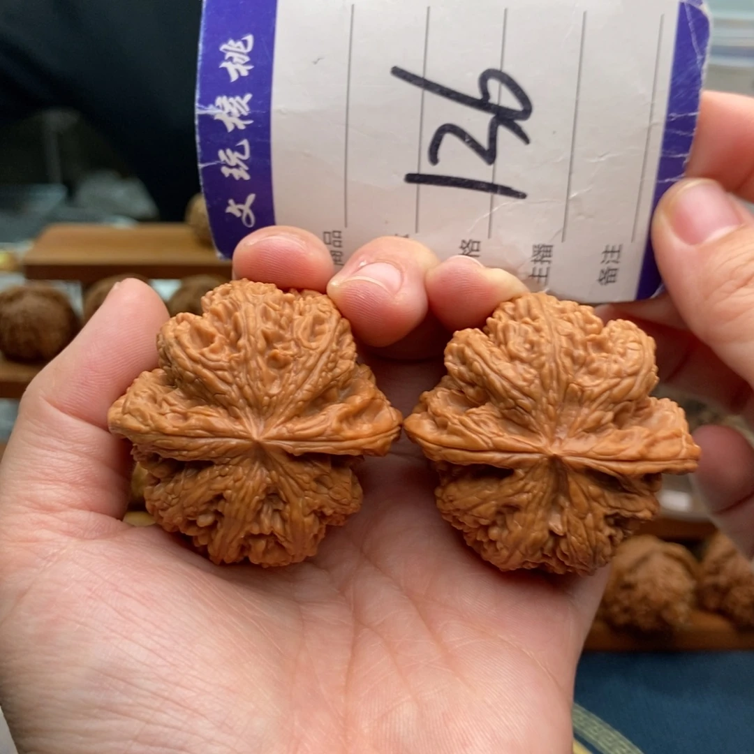 文玩核桃把件45粗筋