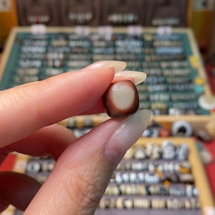 未镶嵌玛瑙/玉髓珠宝半成品