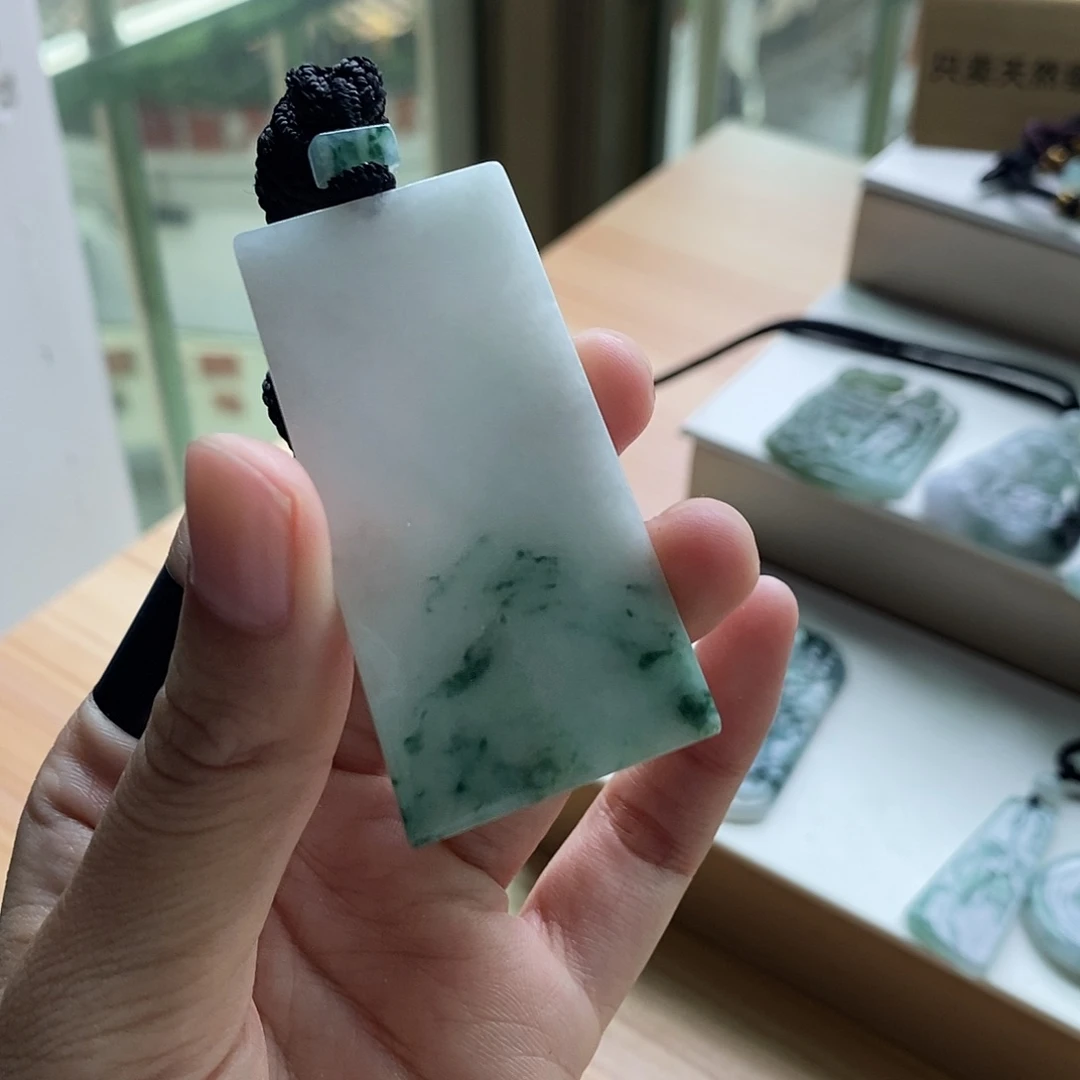 【闪购商品】颈饰未镶嵌翡翠天然缅甸A货翡翠