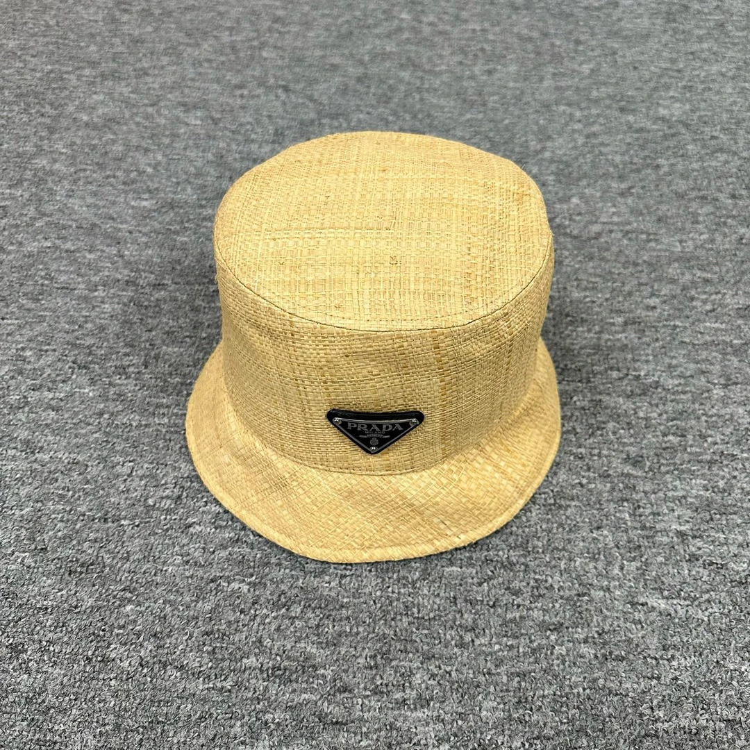 99新 Prada/普拉达 三角标 渔夫帽 草帽 M码