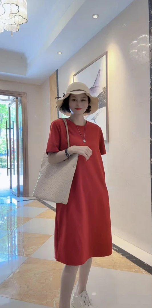 9910显瘦时尚夏季薄款时尚圆领连衣裙