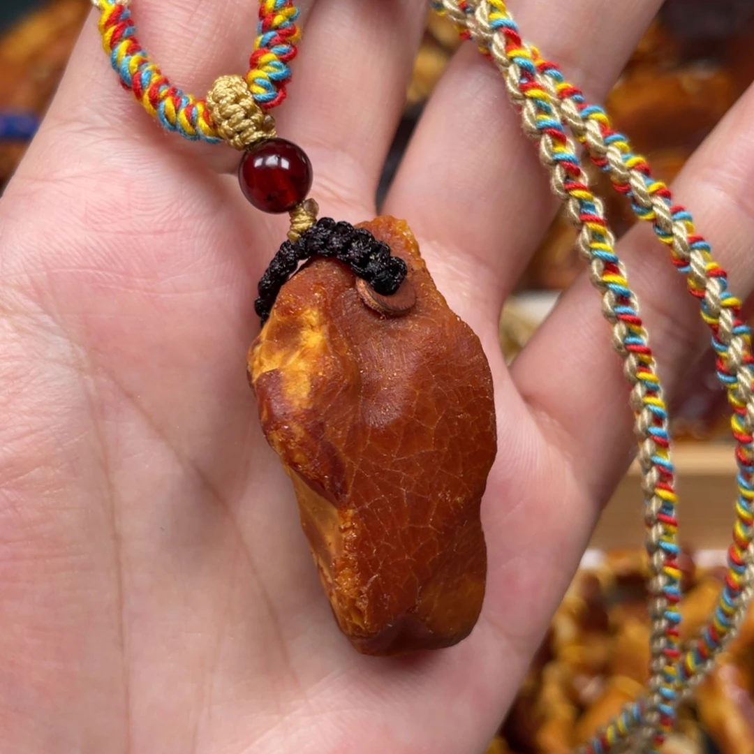 蜜蜡珠宝奇石未镶嵌