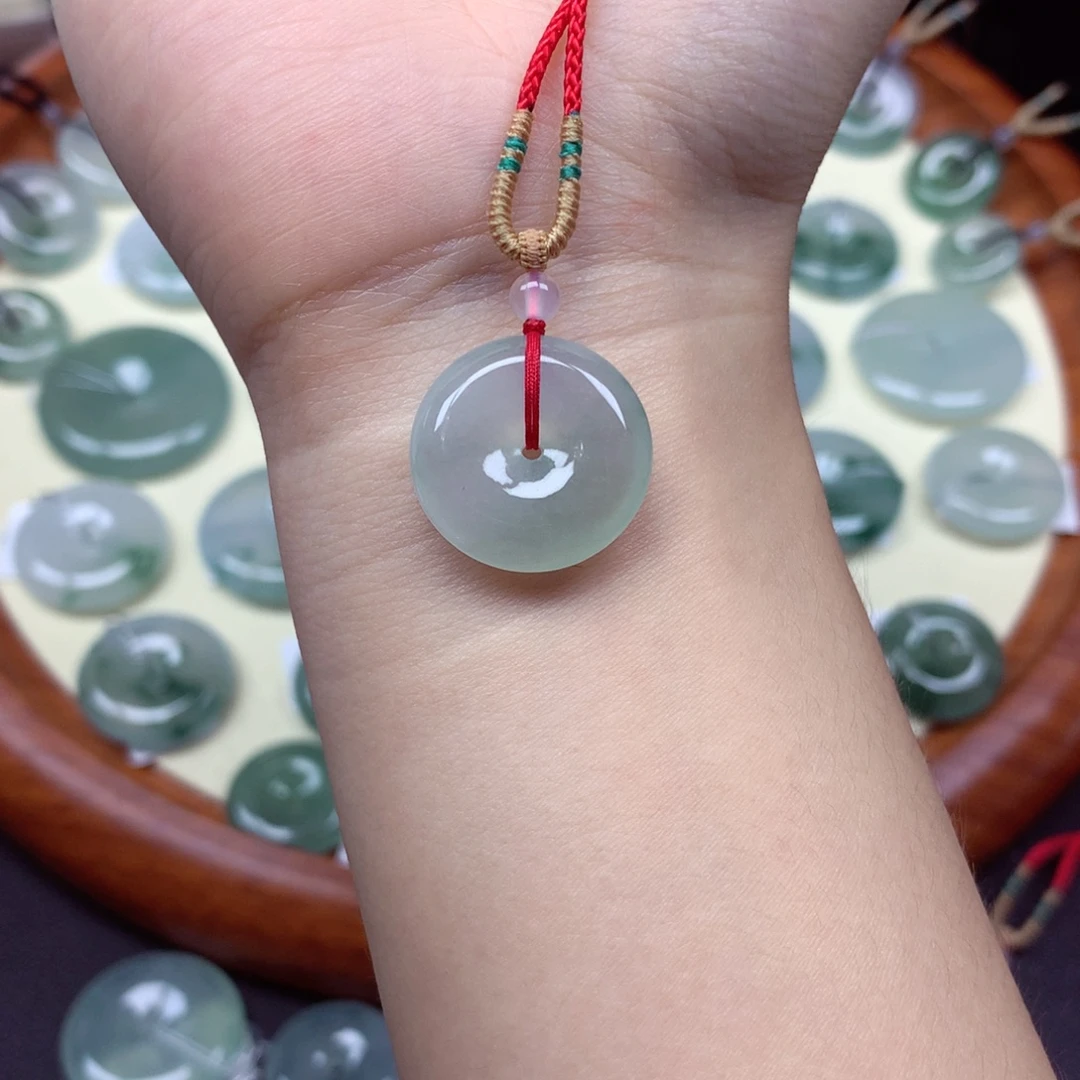 翡翠未镶嵌颈饰吊坠19.7/5.6mm