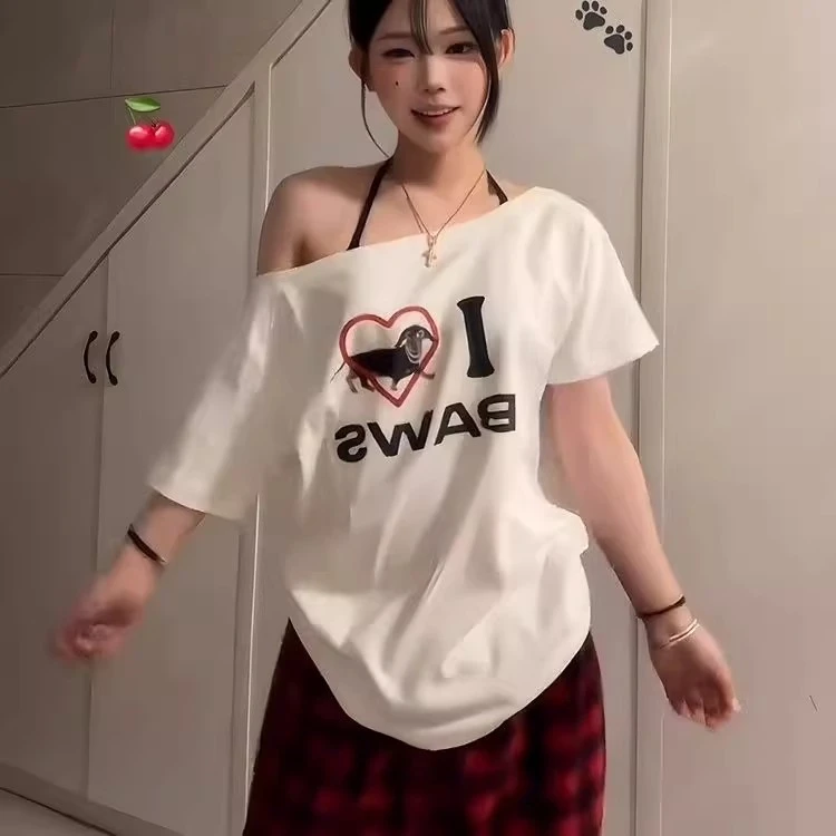 【清货】斜肩t恤女夏季字母印花设计感白色短袖宽松显瘦露肩上衣