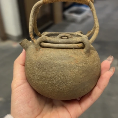 景德镇鱼和熊手工陶艺