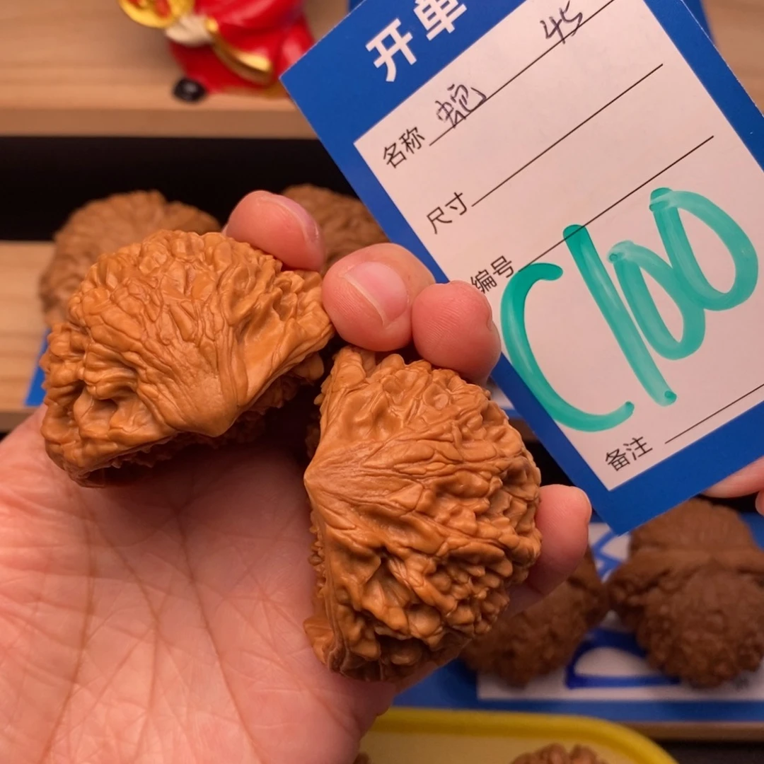 文玩核桃吊坠酷***苗蛇头核桃