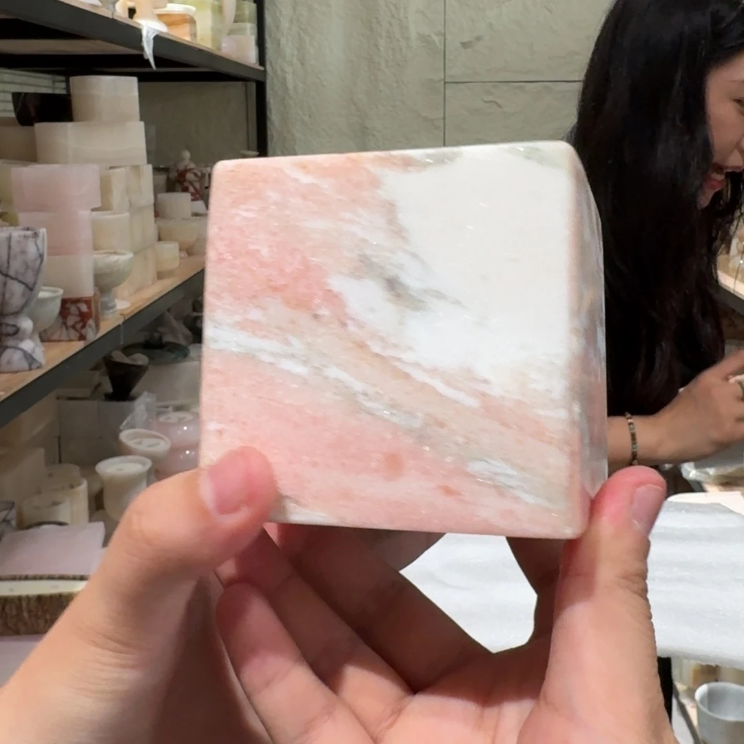 大理石h108。磕。  心无。