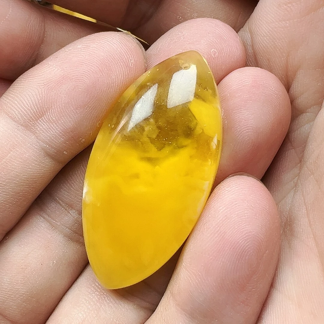 蜜蜡未镶嵌珠宝奇石蜜蜡吊坠7.5克，特价福利