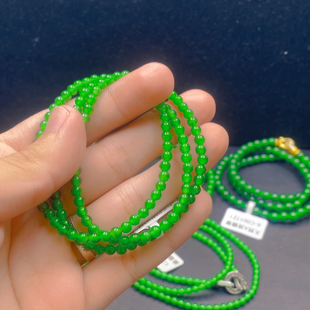 翡翠未镶嵌颈饰