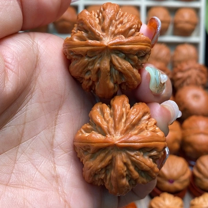 把件文玩核桃八棱王