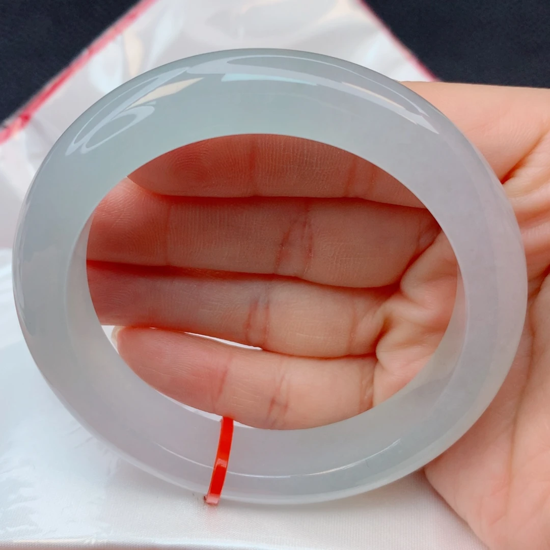 翡翠未镶嵌手镯55-56冰种起钢光渐变果冻底