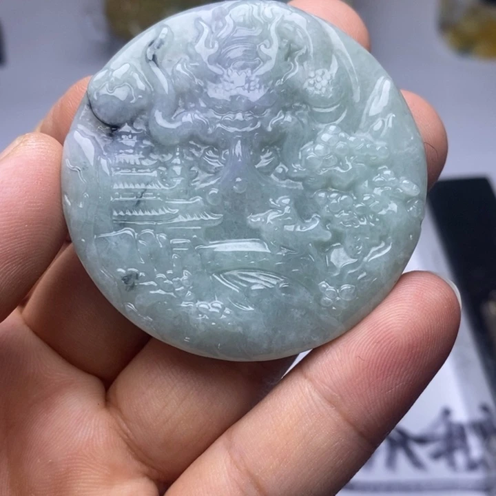翡翠未镶嵌颈饰翡翠