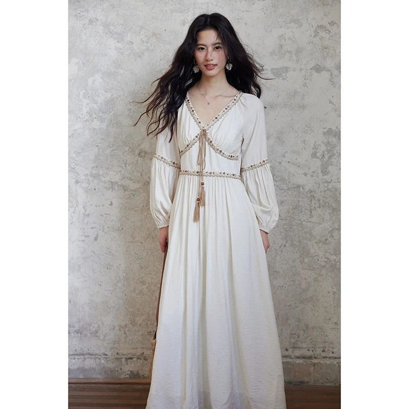 贰羊设计2/21 20:00【荔椿】田园风v领设计感灯笼袖长款连衣裙