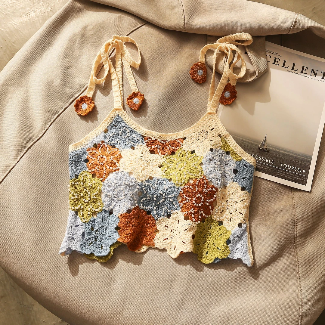 甜辣妹花朵镂空针织吊带背心女夏设计感洋气减龄修身打底美背上衣