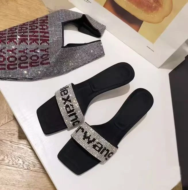 25年新款露趾方头水钻细跟拖鞋女性感外穿一字凉拖鞋