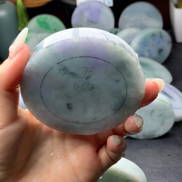 定制翡翠未镶嵌手镯