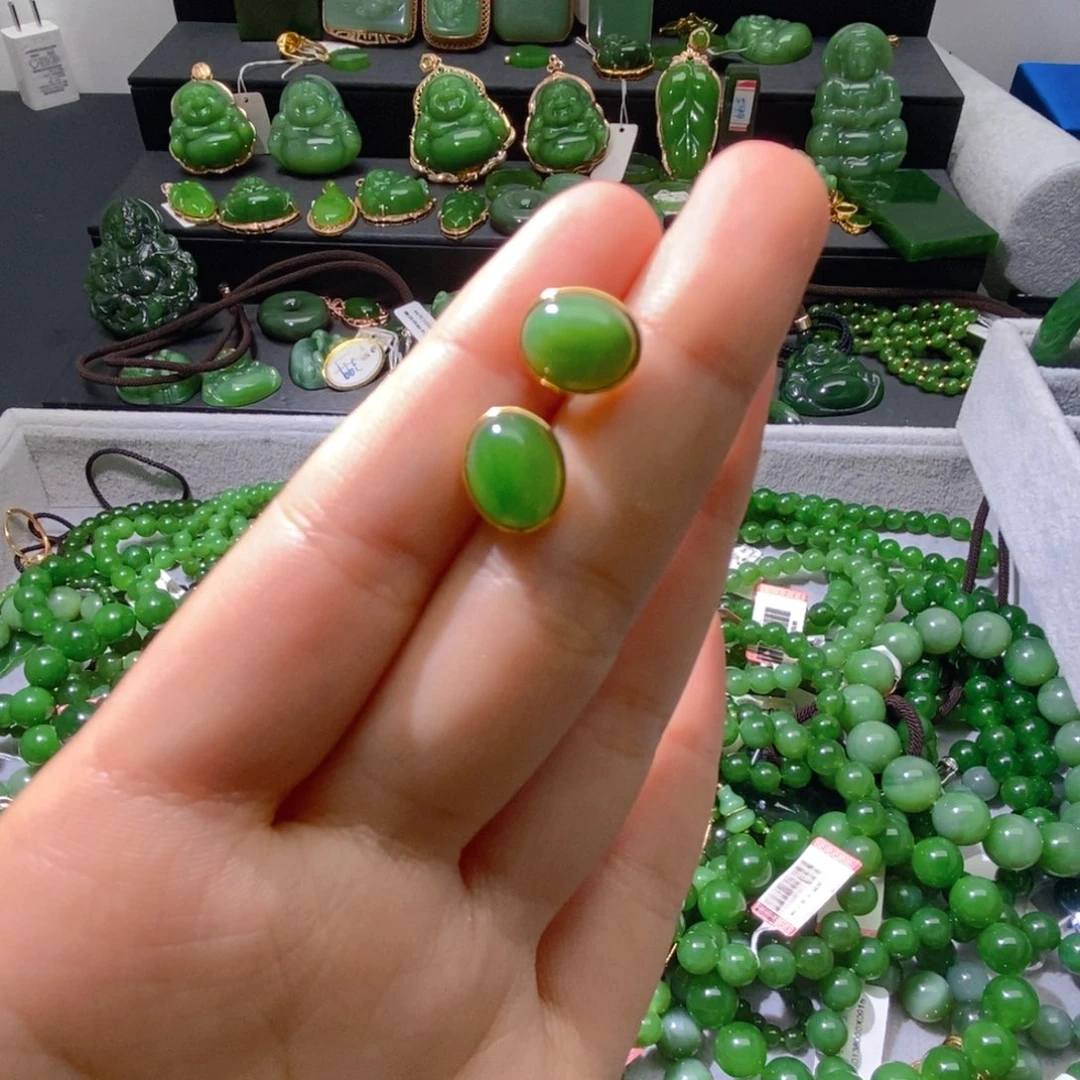 未镶嵌戒指和田玉（碧玉）