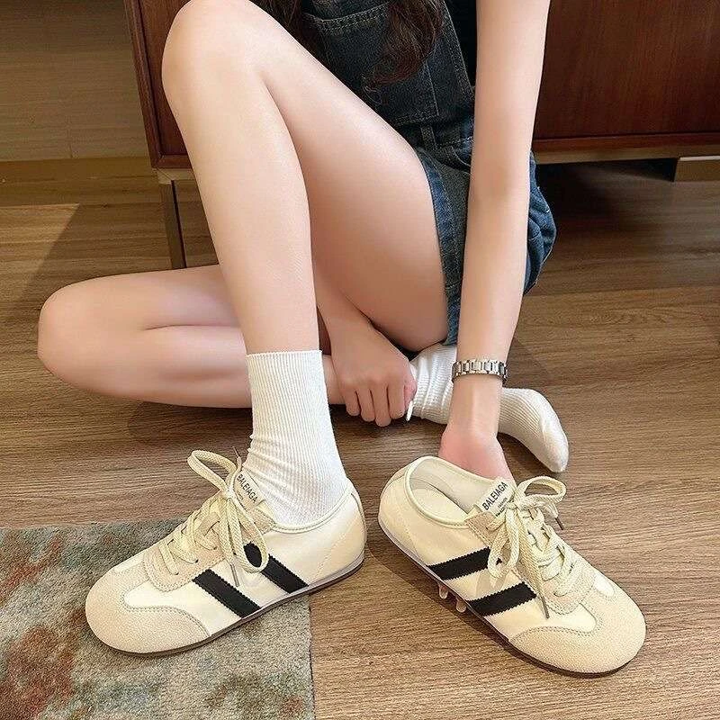 （多多鞋服Y-1）德迅鞋女2025新款夏秋季薄款透气小白鞋休闲阿甘鞋