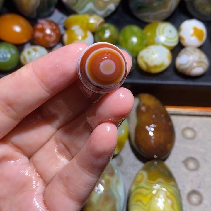 未镶嵌玛瑙/玉髓珠宝半成品S***.