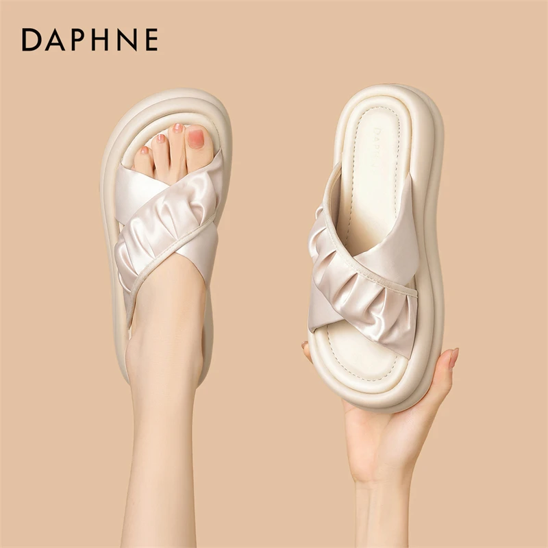 达芙妮厚底仙女风拖鞋女鞋2025新款夏季外穿时尚松糕休闲一字拖鞋