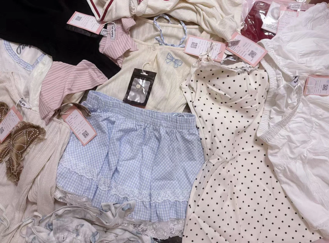 夏季甜美格子蕾丝拼接高腰显瘦短款半身裙百搭时尚