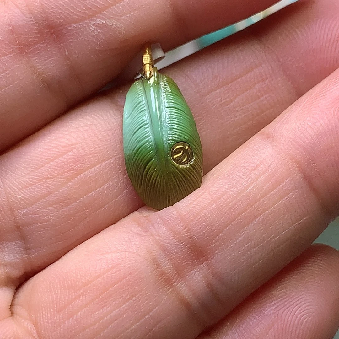 绿松石18K金镶嵌挂件