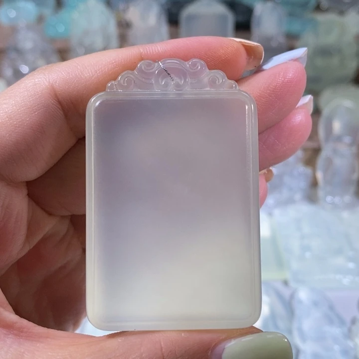 岫玉未镶嵌吊坠吊坠