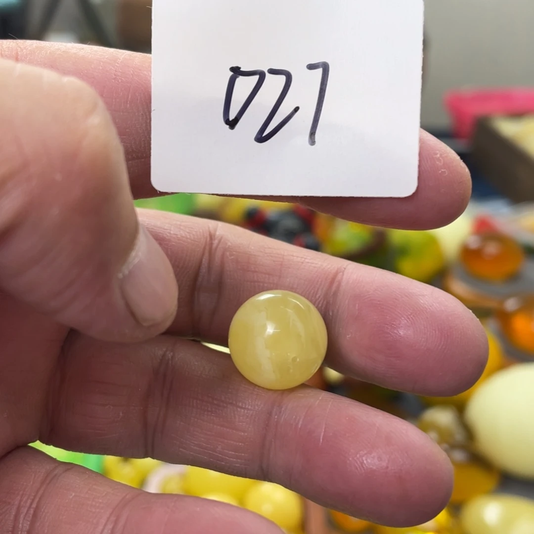 手链琥珀未镶嵌多样性发，发其中一件