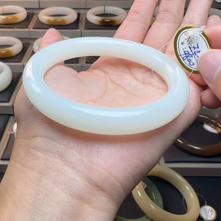 和田玉（白玉）手镯未镶嵌上新63mm