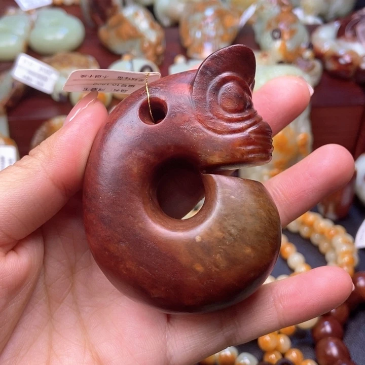 岫岩河磨玉（透闪石质玉）未镶嵌把件