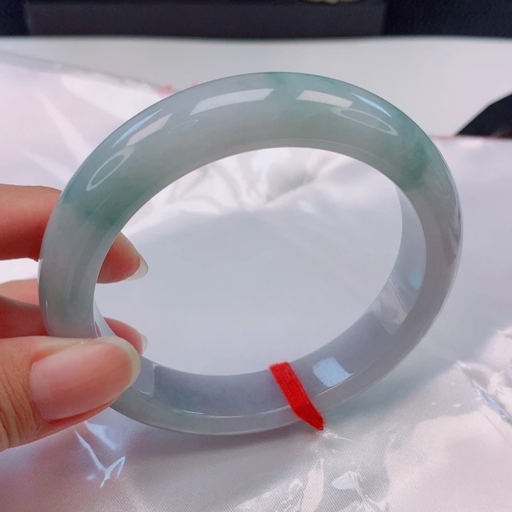小***豚未镶嵌手镯翡翠60圈