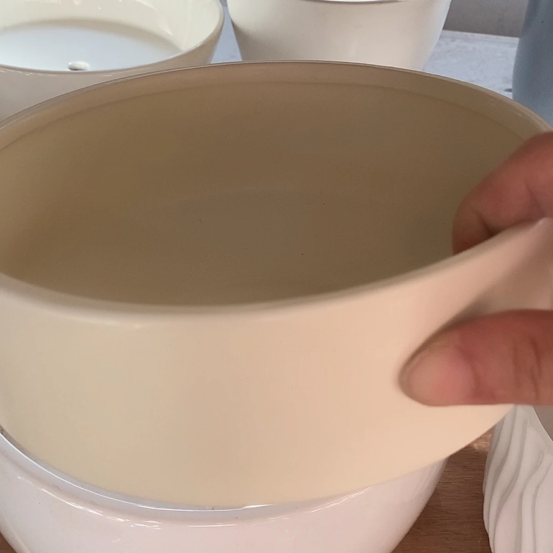 摆件陶盆有孔 瑕疵介意勿拍