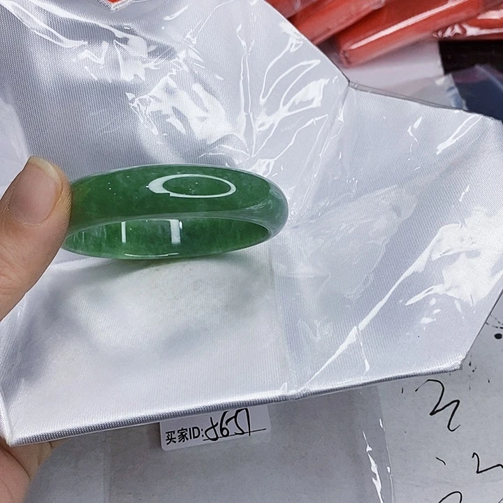 翡翠未镶嵌手镯一图一物实物为准