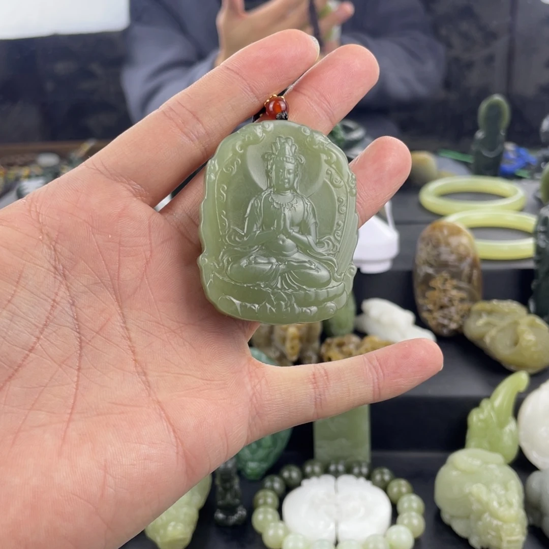 和田玉未镶嵌颈饰