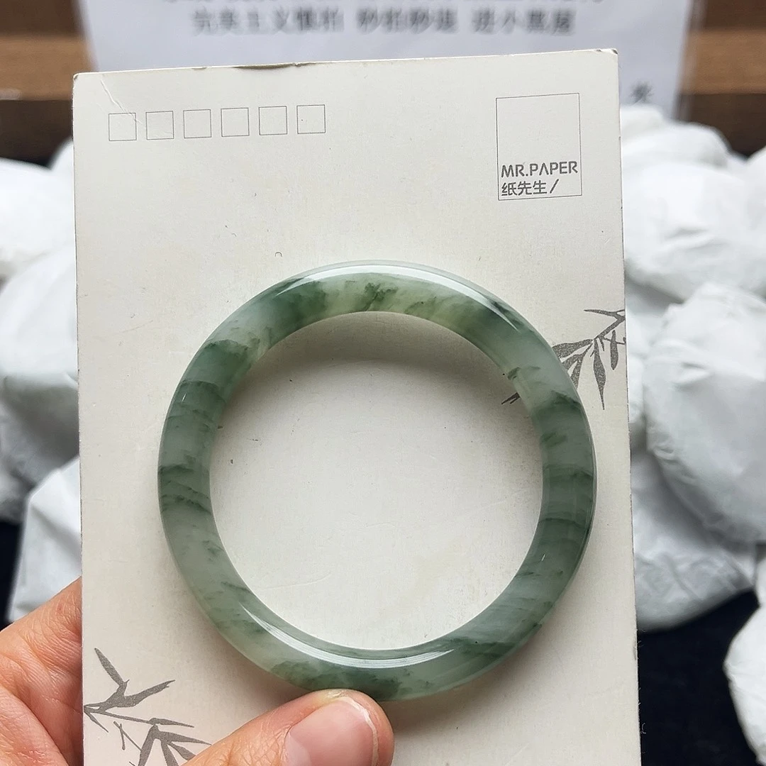 未镶嵌手镯石英质玉1