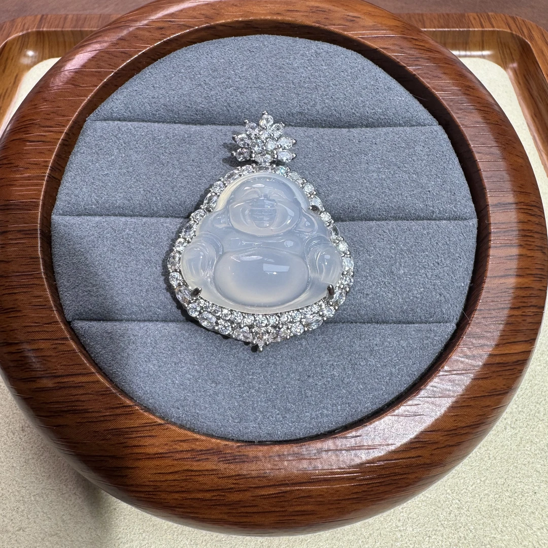 非金属珐琅吊坠 茅台白 雕刻小佛 L192