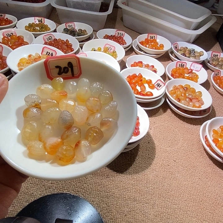 合金玛瑙/玉髓珠宝奇石