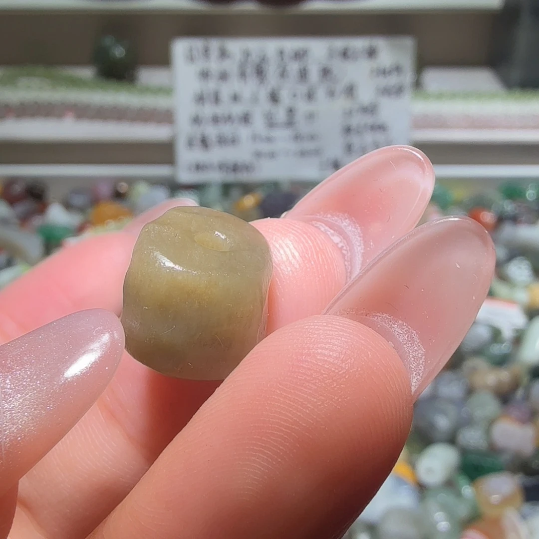 和田玉未镶嵌珠宝半成品