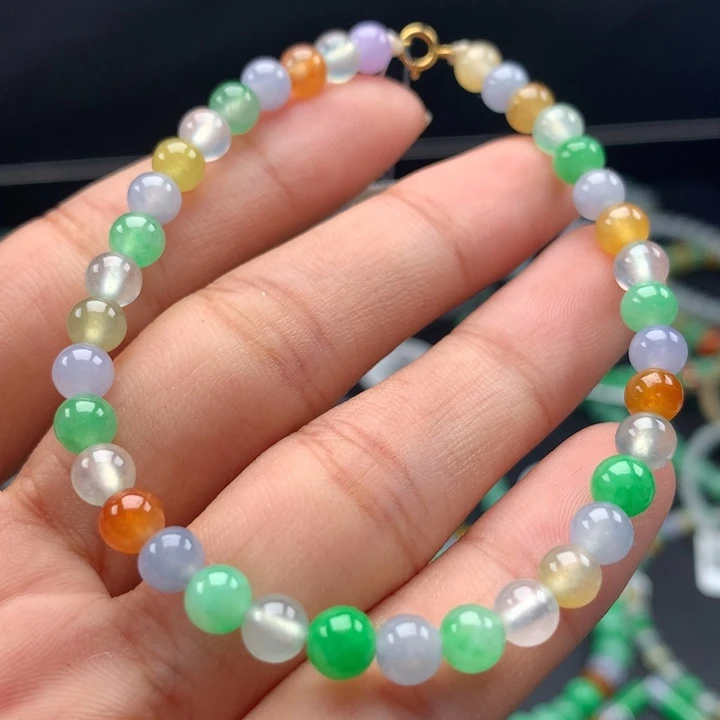 翡翠手镯未镶嵌卡