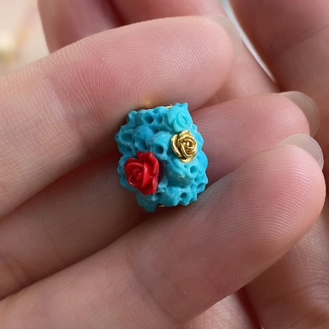 绿松石未镶嵌。暴力蓝万骷